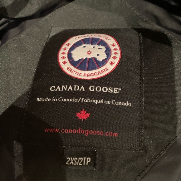 Authentic Canada Goose Jacket - Picture 4 of 7